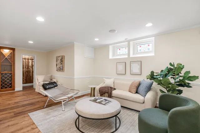 $1,995,000 | 607 Harvard Street, Houston, TX 77007