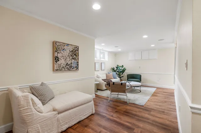 $1,995,000 | 607 Harvard Street, Houston, TX 77007