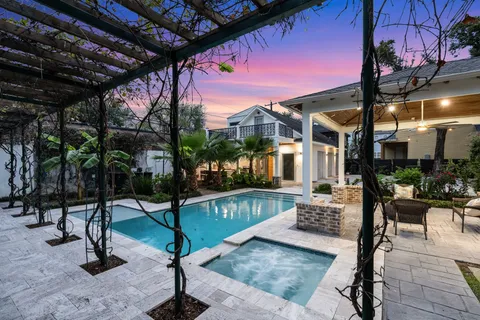 $1,995,000 | 607 Harvard Street, Houston, TX 77007