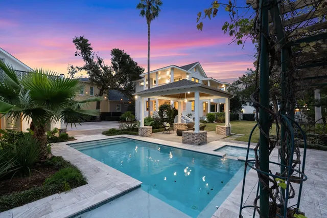 $1,995,000 | 607 Harvard Street, Houston, TX 77007