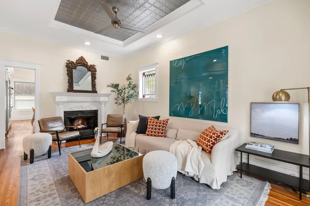 $1,995,000 | 607 Harvard Street, Houston, TX 77007