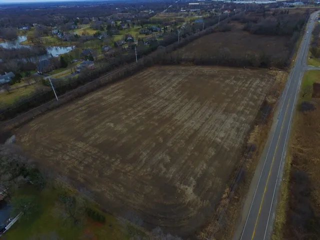 $850,000 | O Midlothian Road, Hawthorn Woods, IL 60047