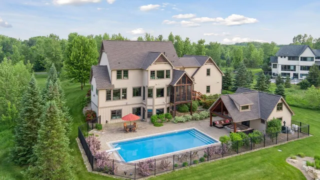 $1,639,000 | 12686 20th Street North, Stillwater, MN 55082
