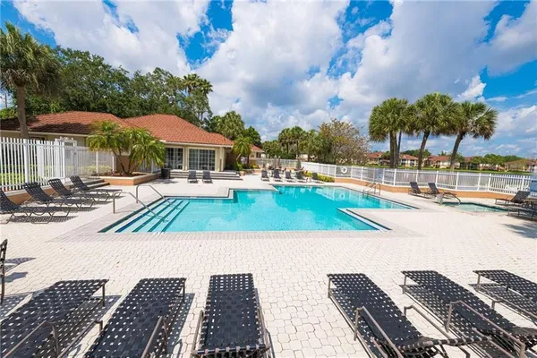 $275,000 | 720 Northwest 91st Terrace, Plantation, FL 33324