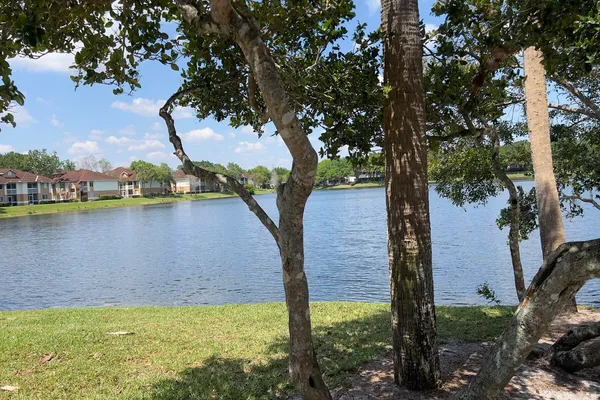 $275,000 | 720 Northwest 91st Terrace, Plantation, FL 33324