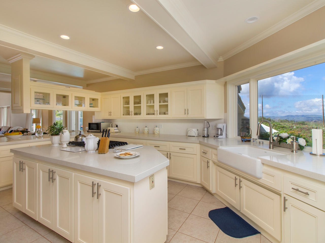 898 Burma Road Fallbrook, CA 92028 - Photo 9 of 25 Modern kitchen, highly upgraded, sweeping, deluxe view.