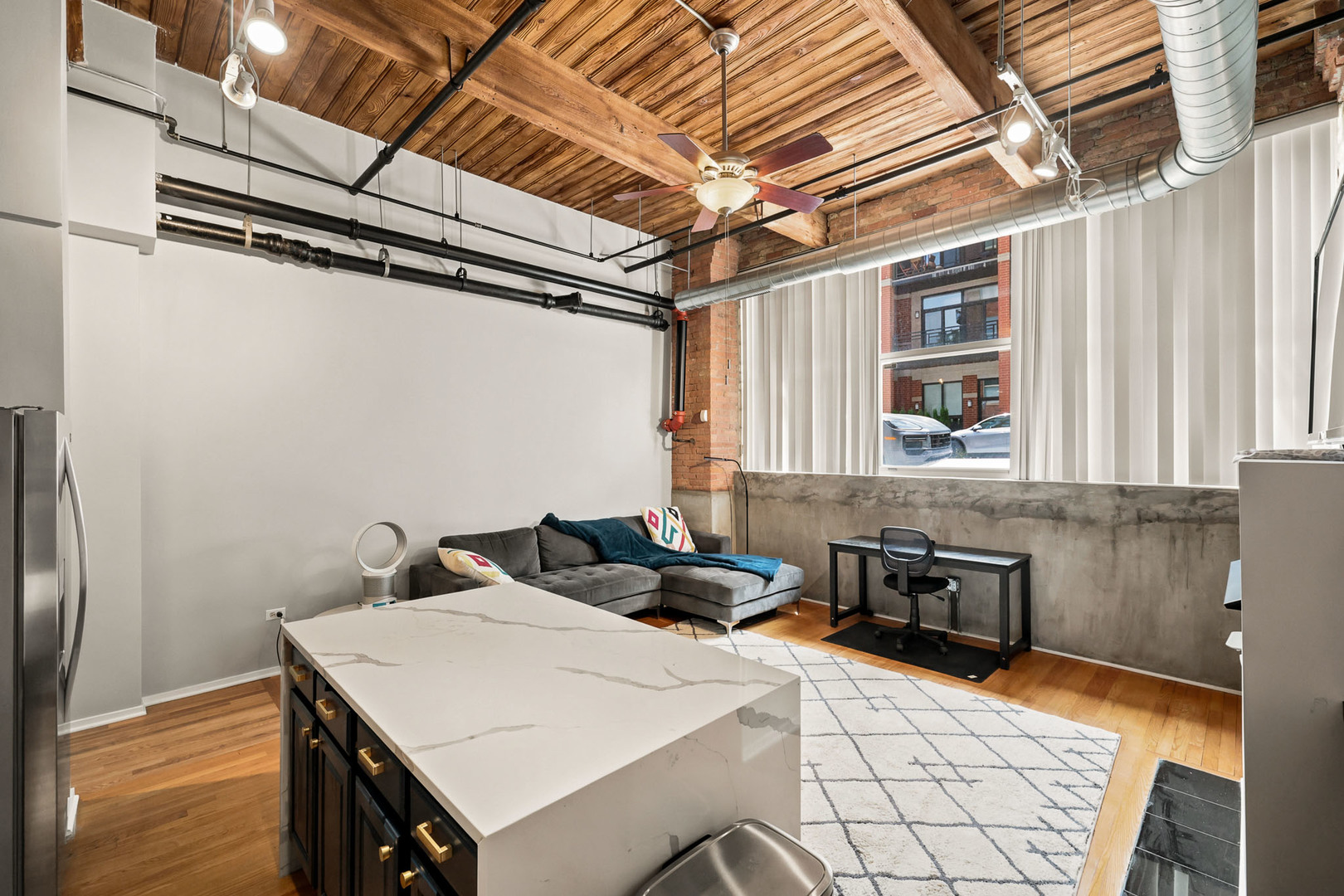 1500 West Monroe Street, Unit 126 Chicago, IL 60607 - Photo 5 of 15