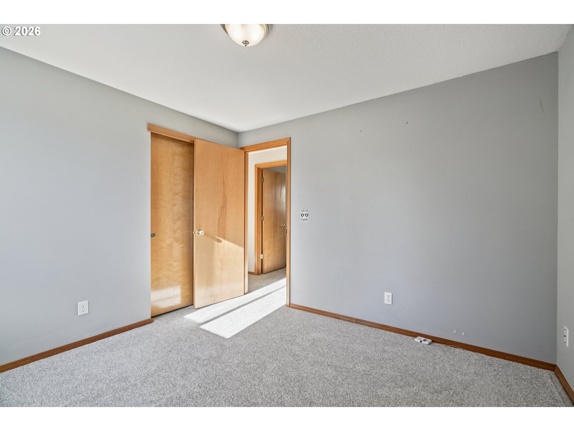 7306 Southeast 76th Avenue Portland, OR 97206 - Photo 24 of 34 a view of an empty room and window