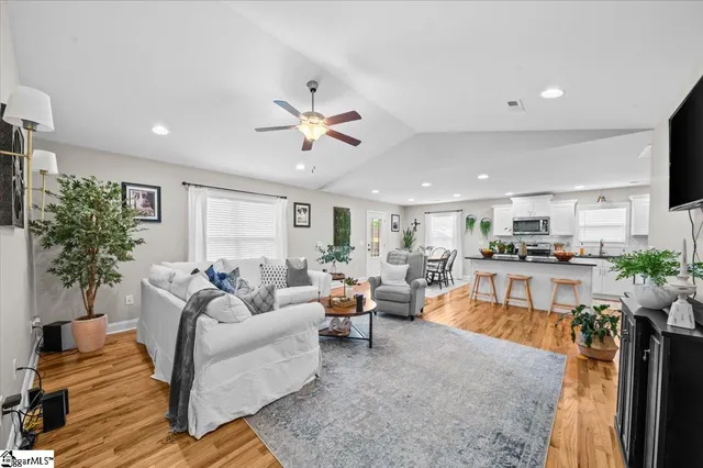 $330,000 | 204 North Randolph Avenue, Landrum, SC 29356