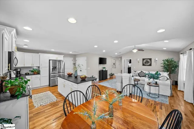 $330,000 | 204 North Randolph Avenue, Landrum, SC 29356