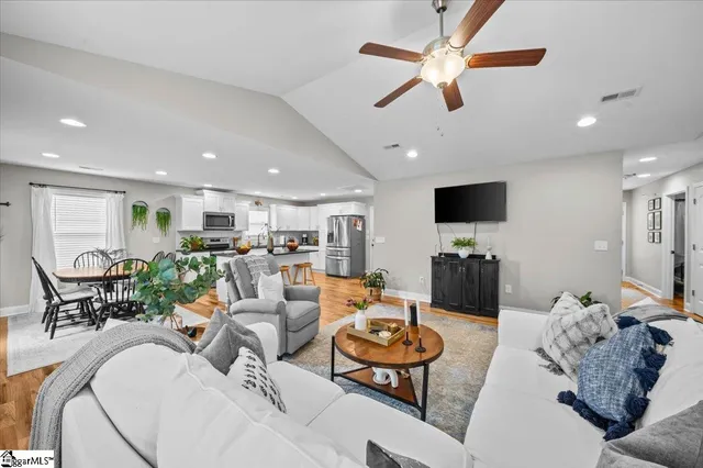 $330,000 | 204 North Randolph Avenue, Landrum, SC 29356