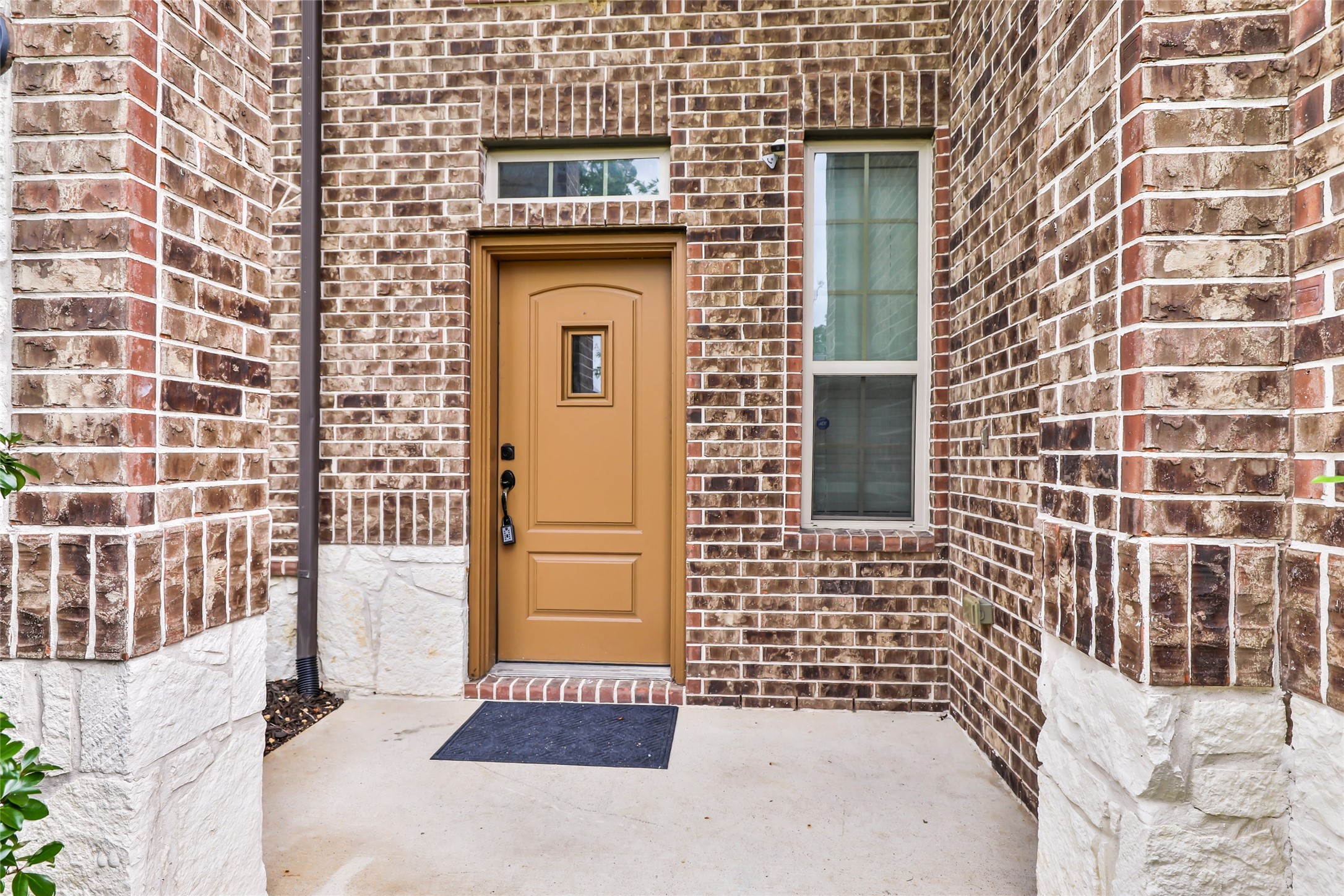 910 South Chamfer Way Crosby, TX 77532 - Photo 13 of 49