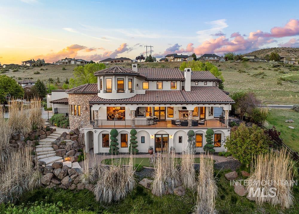 473 North Strata Via Way Boise, ID 83712 - Photo 2 of 38