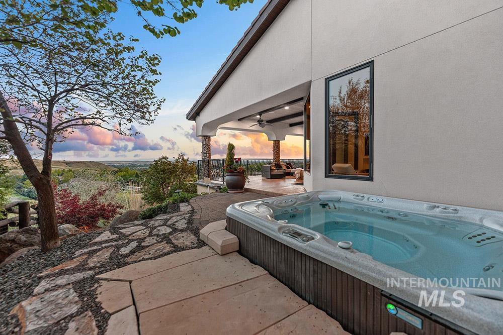 473 North Strata Via Way Boise, ID 83712 - Photo 32 of 38