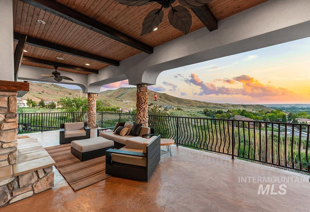 473 North Strata Via Way Boise, ID 83712 - Photo 4 of 38