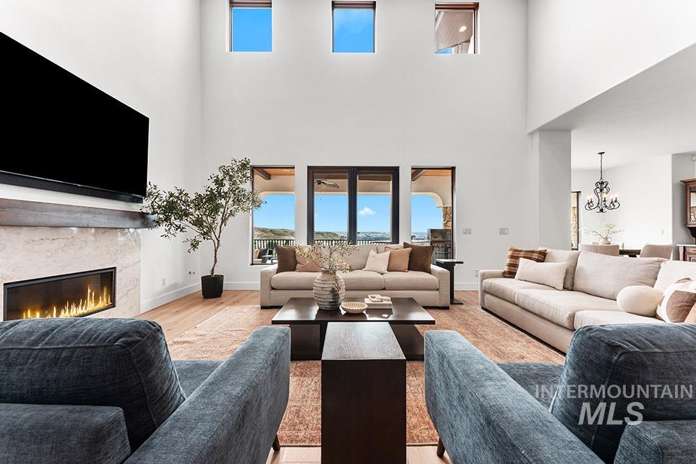 473 North Strata Via Way Boise, ID 83712 - Photo 6 of 38