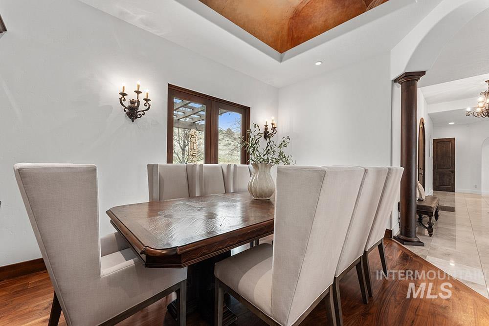 473 North Strata Via Way Boise, ID 83712 - Photo 7 of 38