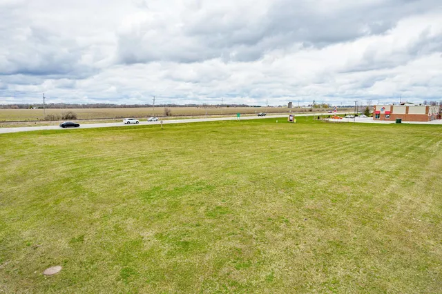 $629,900 | 3825 Drew Avenue, Sandwich, IL 60548