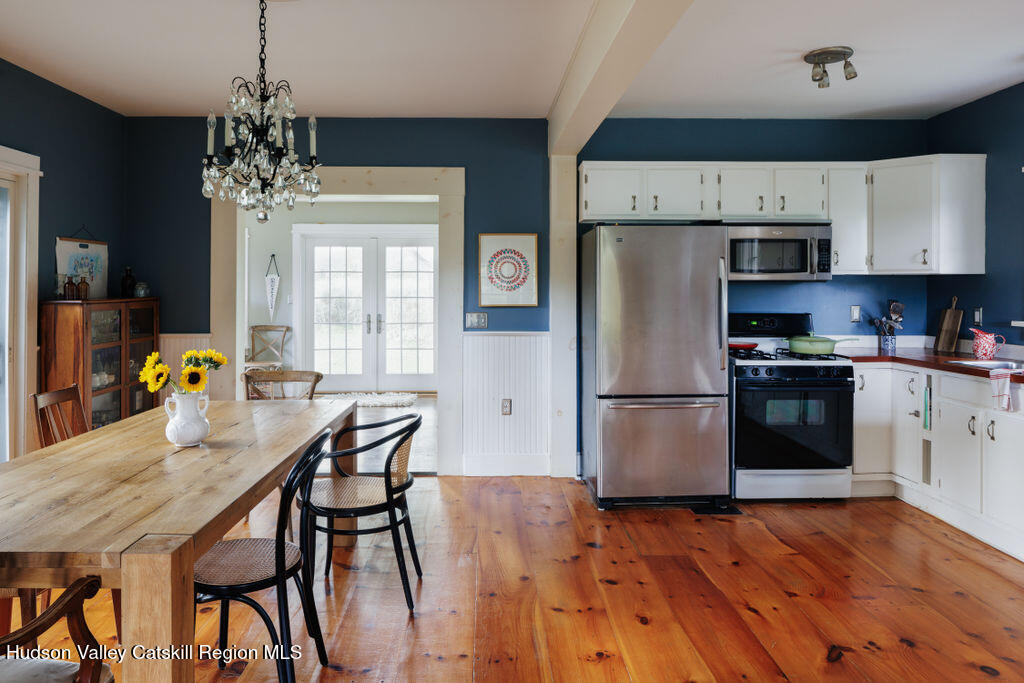 215 Moore Road Germantown, NY 12526 - Photo 11 of 36 Kitchen