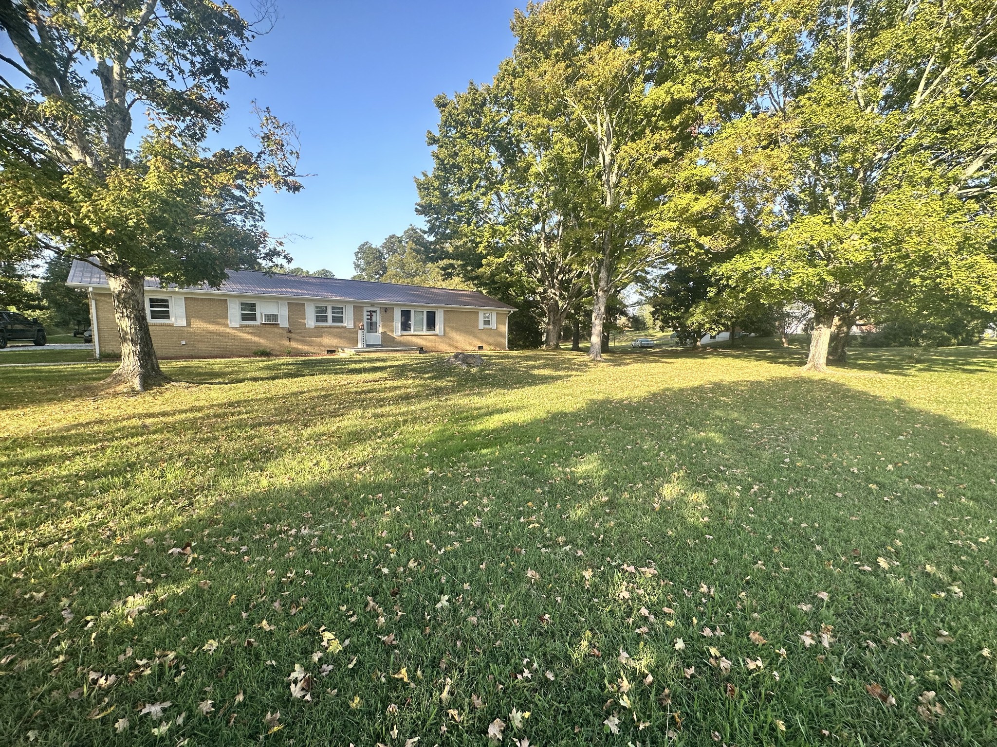 515 West Point Road Lawrenceburg, TN 38464 - Photo 5 of 23