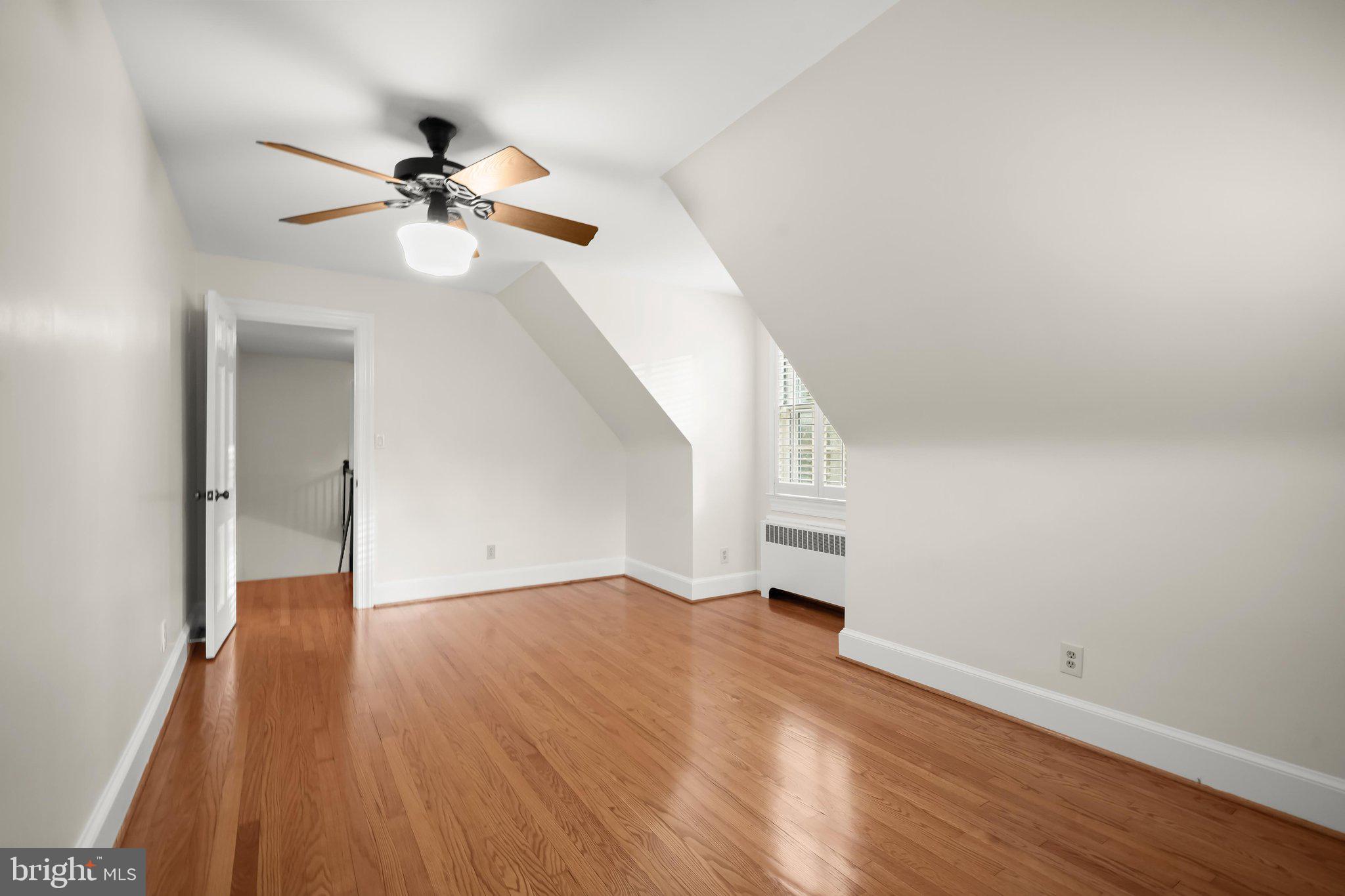 9305 Main Street Manassas, VA 20110 - Photo 59 of 86 Front Bedroom