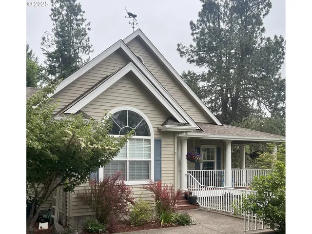 $875,000 | 32810 Sisters Loop, Eugene, OR 97405