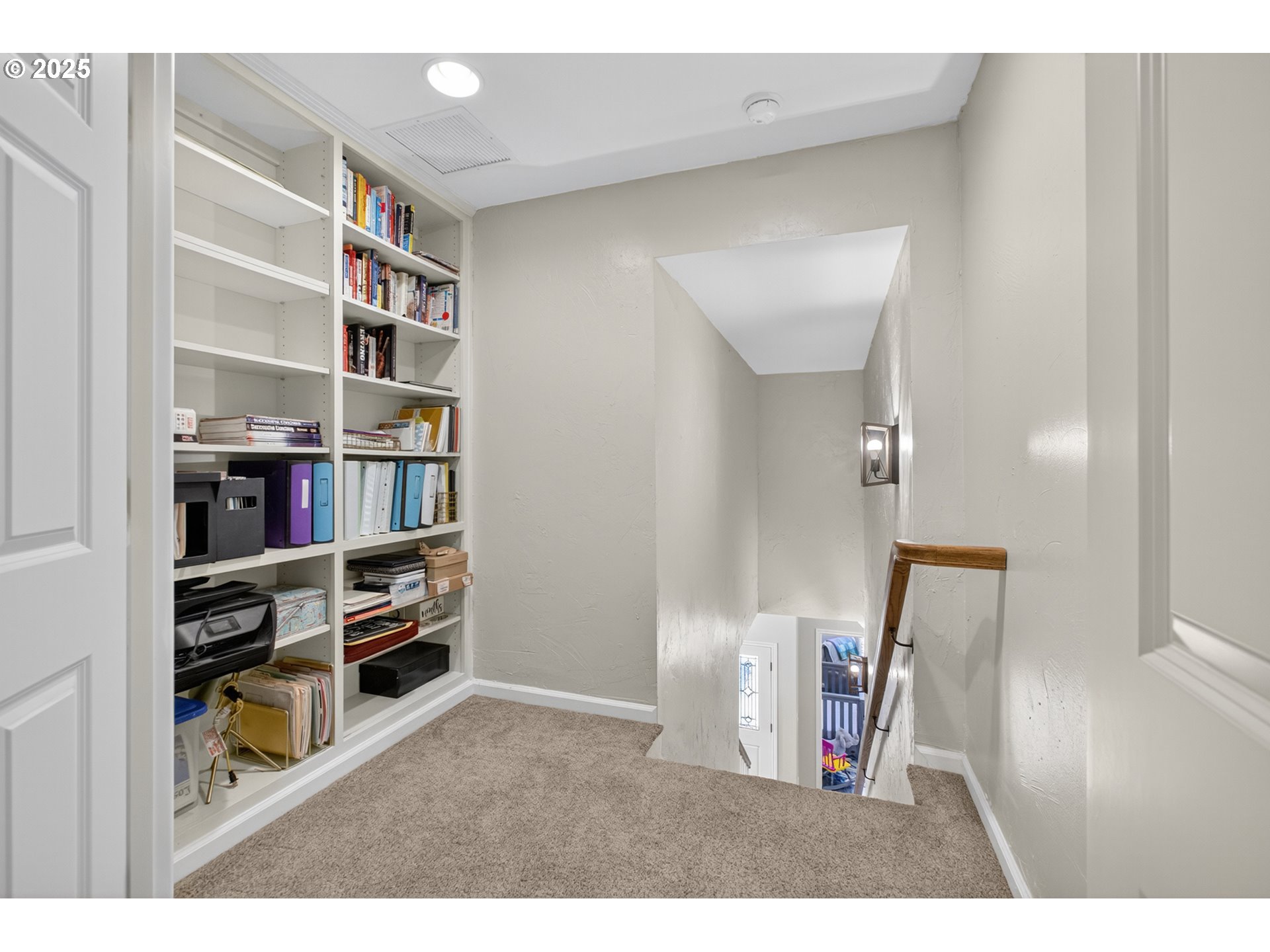 32810 Sisters Loop Eugene, OR 97405 - Photo 36 of 47