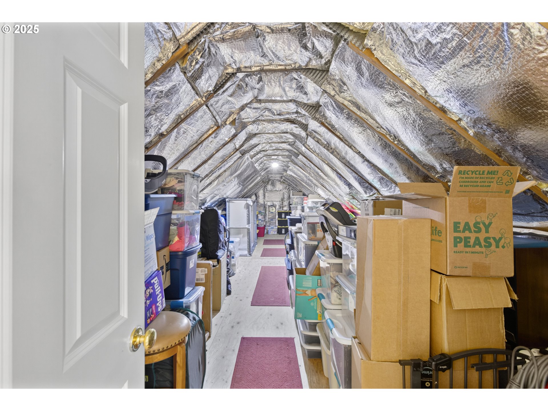 32810 Sisters Loop Eugene, OR 97405 - Photo 39 of 47 Storage