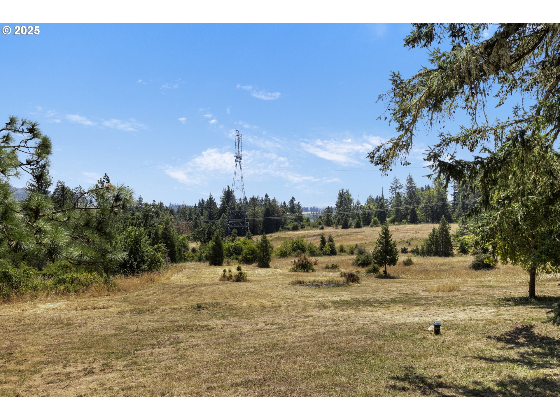 32810 Sisters Loop Eugene, OR 97405 - Photo 8 of 47