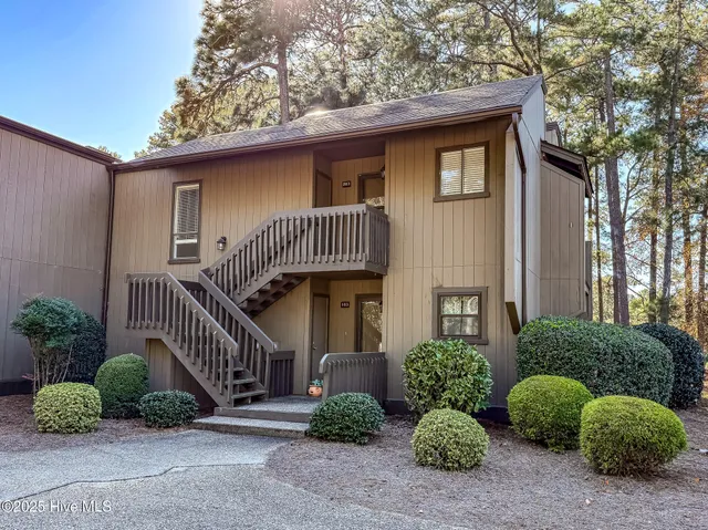 $325,000 | 10 Pine Tree Road, Unit 203, Pinehurst, NC 28374