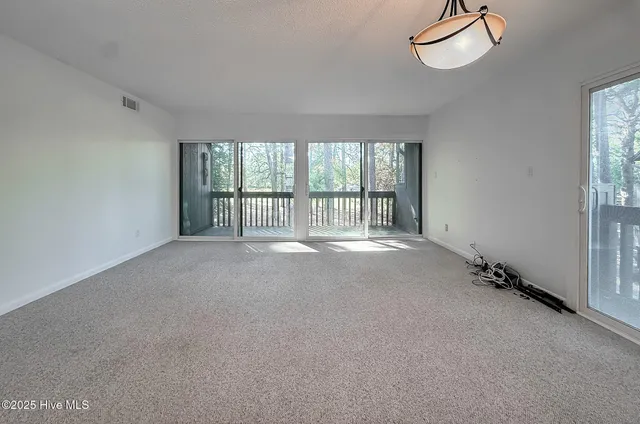 $325,000 | 10 Pine Tree Road, Unit 203, Pinehurst, NC 28374