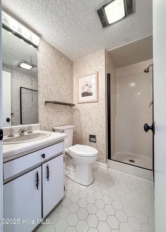 $325,000 | 10 Pine Tree Road, Unit 203, Pinehurst, NC 28374