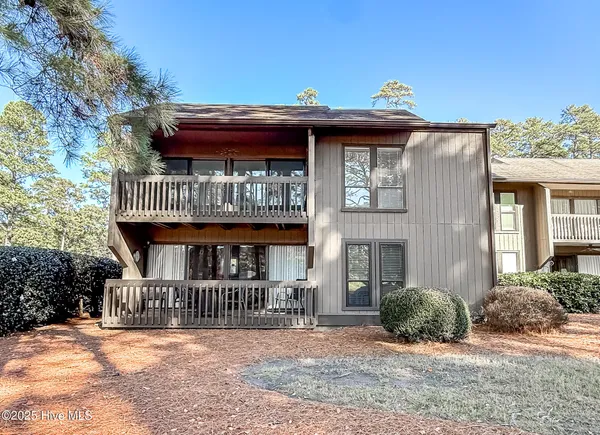 $325,000 | 10 Pine Tree Road, Unit 203, Pinehurst, NC 28374