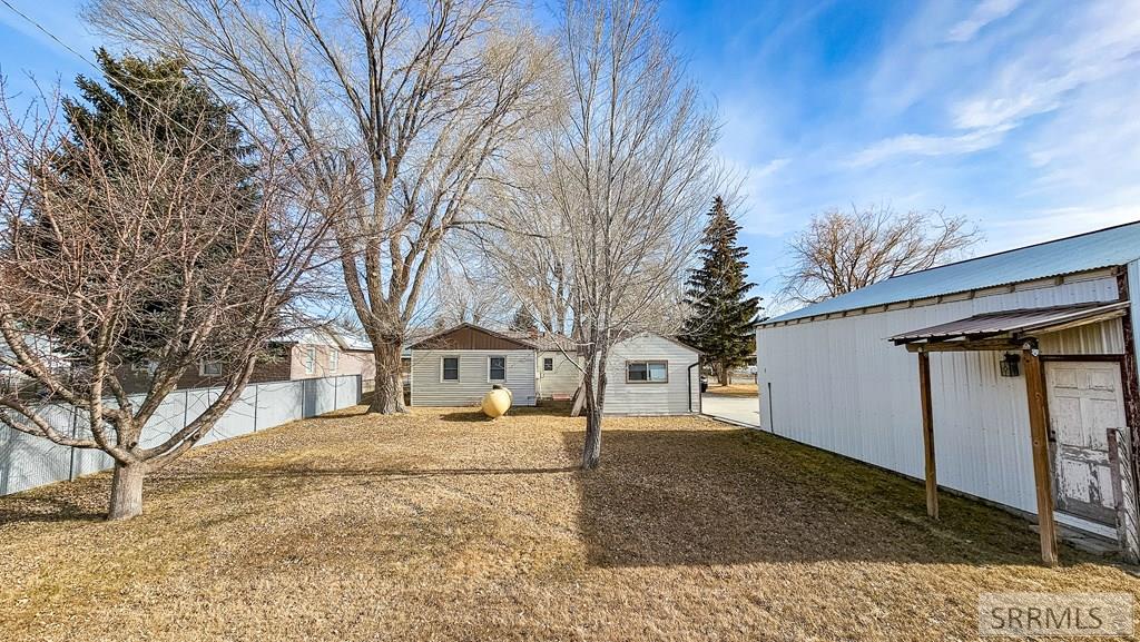 676 Decoria Avenue Arco, ID 83213 - Photo 4 of 32