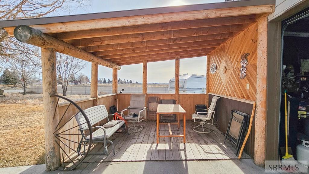 676 Decoria Avenue Arco, ID 83213 - Photo 9 of 32