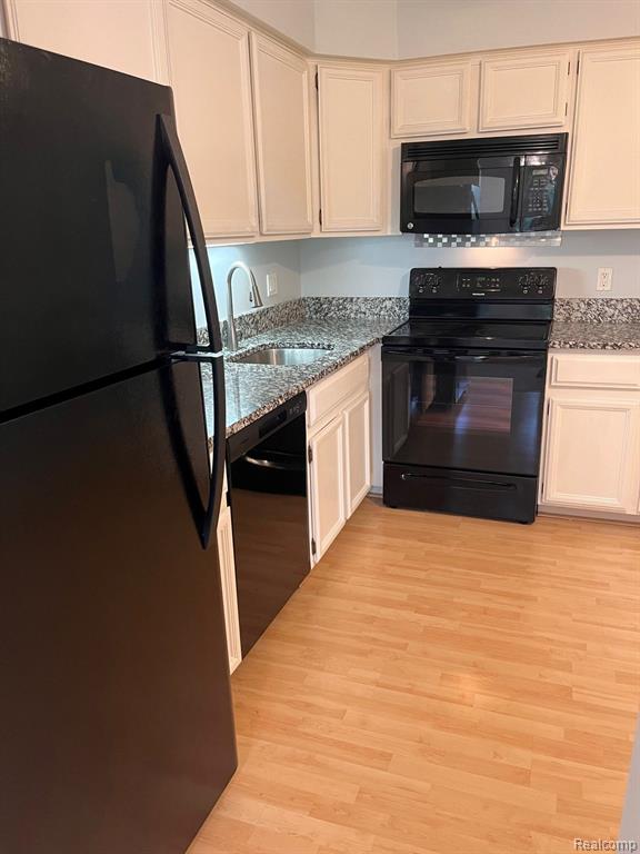 29652 Middlebelt Road, Unit 2403 Farmington, MI 48334 - Photo 3 of 23