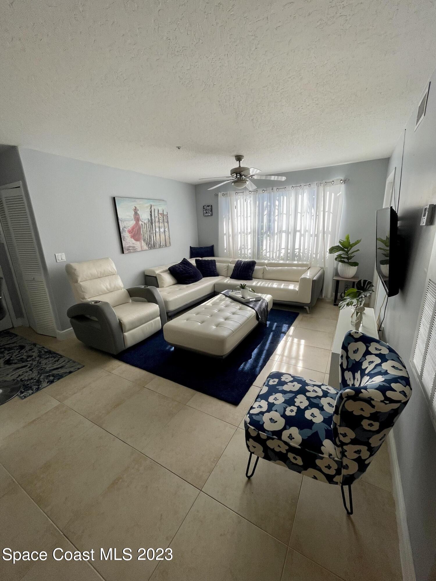 7667 North Wickham Road, Unit 805 Melbourne, FL 32940 - Photo 20 of 30 Livingrm
