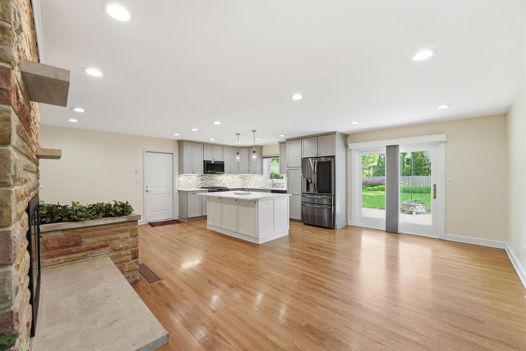 2290 Middlesex Road Columbus, OH 43220 - Photo 12 of 49