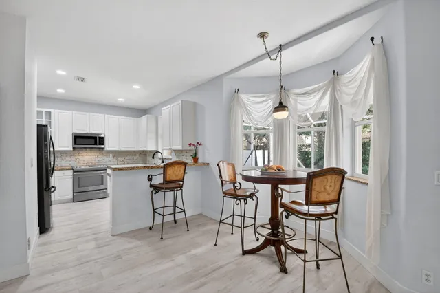 $4,700 | 1605 East Classical Boulevard, Delray Beach, FL 33445