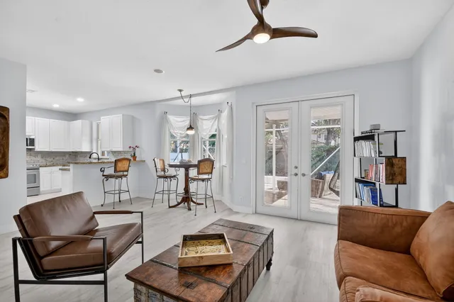 $4,700 | 1605 East Classical Boulevard, Delray Beach, FL 33445