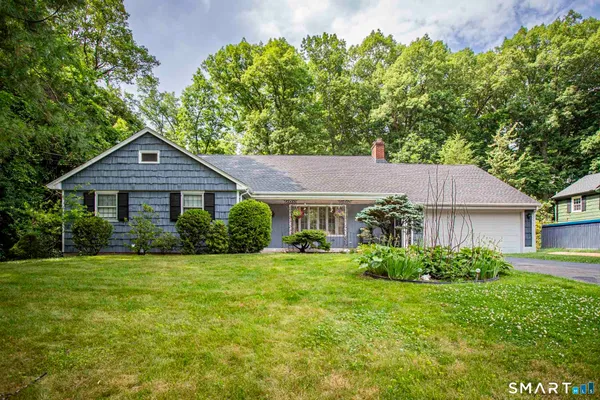 $590,000 | 66 Cliffmore Road, West Hartford, CT 06117