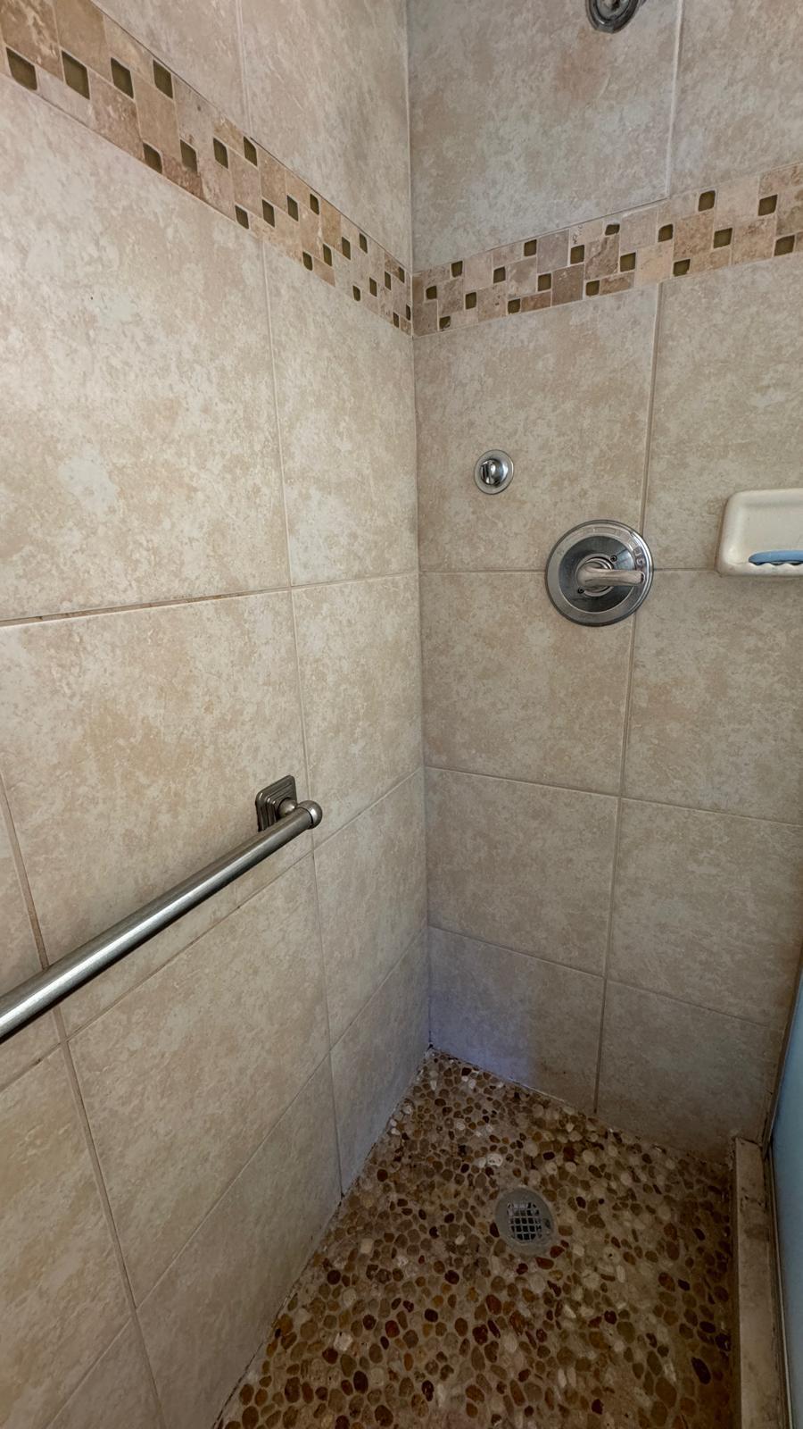 174 Mansfield F, Unit 174 Boca Raton, FL 33434 - Photo 14 of 30 MASTER BATH SHOWER 2 - BETTER