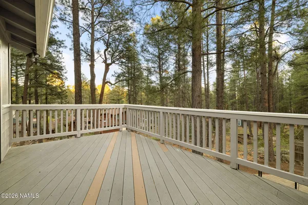 $1,075,000 | 3290 South Gillenwater Drive, Flagstaff, AZ 86005