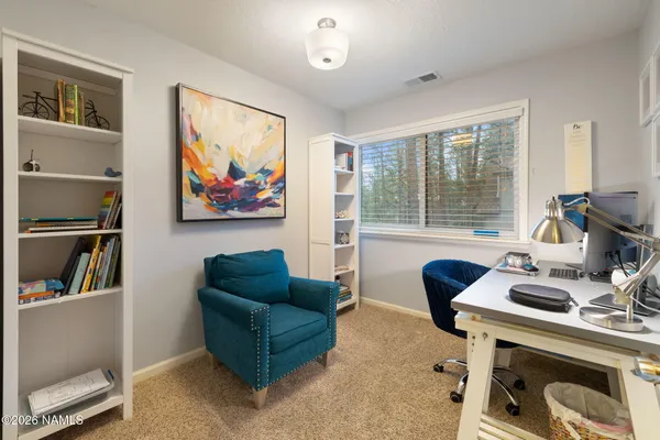 $1,075,000 | 3290 South Gillenwater Drive, Flagstaff, AZ 86005