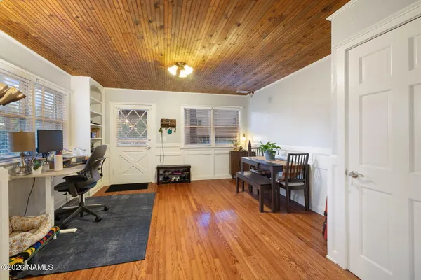 $1,075,000 | 3290 South Gillenwater Drive, Flagstaff, AZ 86005