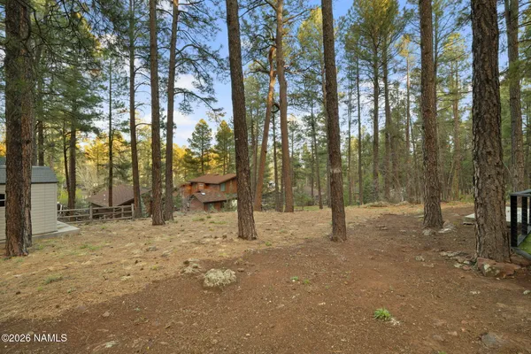 $1,075,000 | 3290 South Gillenwater Drive, Flagstaff, AZ 86005