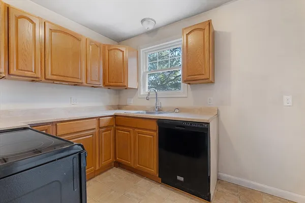 $325,000 | 2101 Halcyon Drive, Unit 2101, Worcester, MA 01606