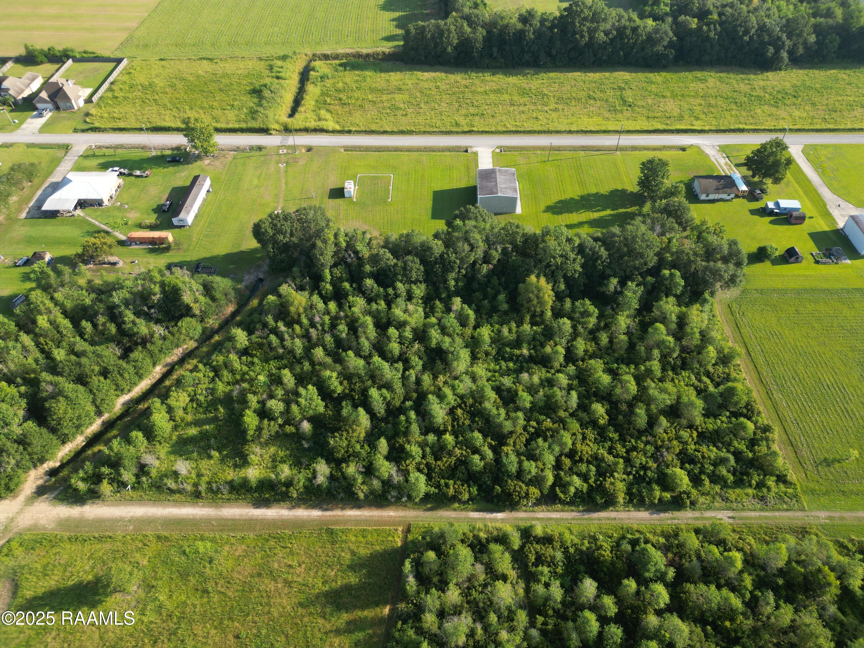 300 Camus Road Lafayette, LA 70503 - Photo 4 of 11 4 (3)