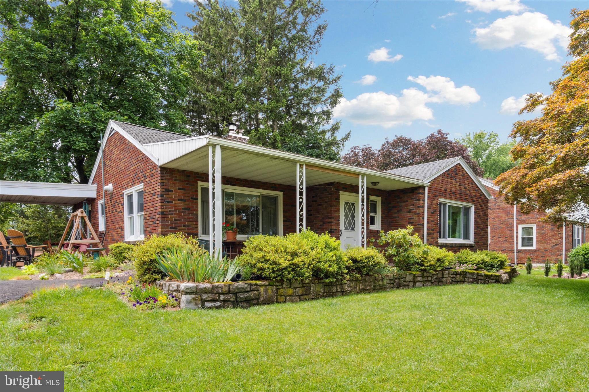 4630 Hillside Road Reading, PA 19606 - Photo 17 of 36 Exterior front