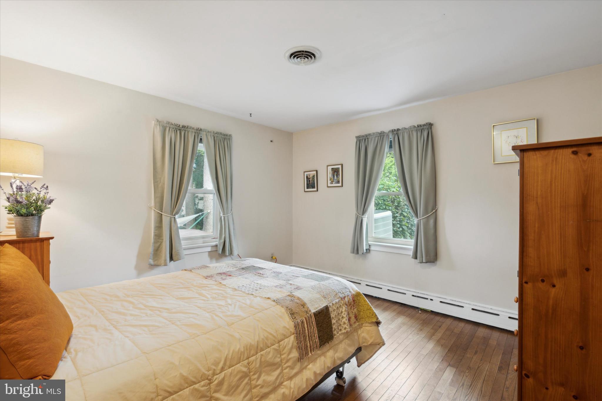 4630 Hillside Road Reading, PA 19606 - Photo 10 of 36 Bedroom 2